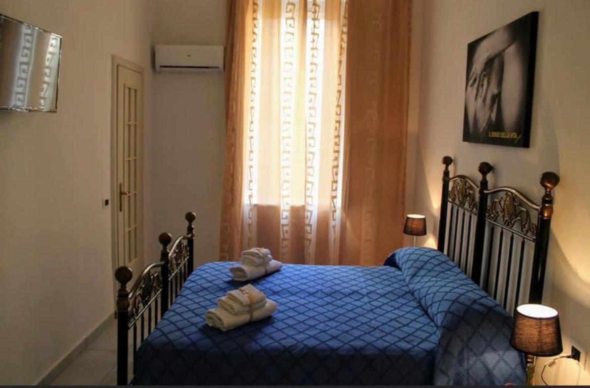 B&B Romy Napoli Bagian luar foto